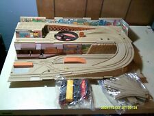 Hot Wheels Railroad Track 1979 Service Station Box Play Set Mattel segunda mano  Embacar hacia Argentina