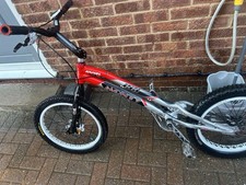 Monty 221 for sale  SCARBOROUGH