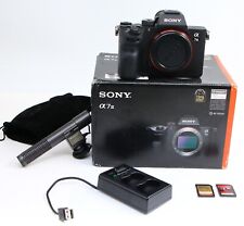 Usado, CÂMERA SEM ESPELHO SONY A7III A7 III ESTADO PERFEITO CORPO ALFA 3950 CLIQUES APENAS UPS GRÁTIS!! comprar usado  Enviando para Brazil