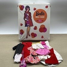 Estojo vintage para boneca Barbie (1958 Mattel 1002) + acessórios para brinquedos de armazenamento de roupas, usado comprar usado Estojo vintage para boneca Barbie (1958 Mattel 1002) + acessórios para brinquedos de armazenamento de roupas, usado comprar usado  Enviando para Brazil