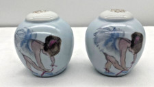 Brownie Downing Salt & Pepper Shakers retrô infantil bailarina azul década de 1950 comprar usado  Enviando para Brazil