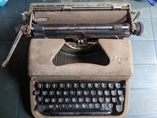 Macchina scrivere vintage usato  Custonaci