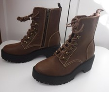 Bnwot ladies skechers for sale Bnwot ladies skechers for sale  SWINDON