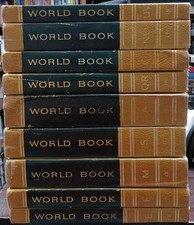 World Book Encyclopedia 9 Volumes Please see photo comprar usado  Enviando para Brazil
