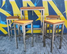 Set tavolo sgabelli usato  Campobasso