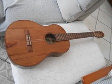Chitarra classica raffaele usato Chitarra classica raffaele usato  Frattaminore