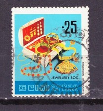 Francobolli sri lanka usato  Italia
