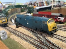 Mainline class warship for sale  HUNGERFORD