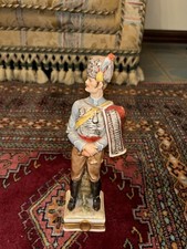 Statuetta capodimonte soldato usato Statuetta capodimonte soldato usato  Palermo