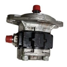 Used standard hydraulic for sale  Lake Mills