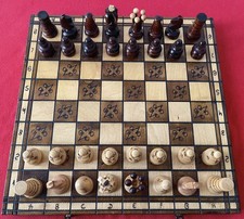 Scacchiera legno pieghevole usato Scacchiera legno pieghevole usato  Volvera