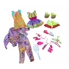 Lote misto de roupas vintage Barbie & Friends anos 80 anos 90 acessórios neon patins comprar usado  Enviando para Brazil