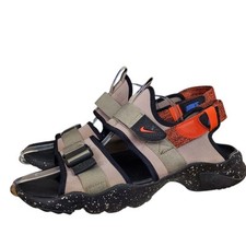 Nike canyon sandals for sale  Lake Jackson