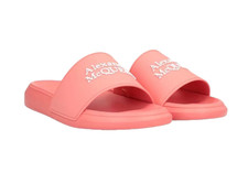 Corrediças de borracha para piscina Alexander McQueen feitas na Itália tamanho UE 37, EUA 7 comprar usado  Enviando para Brazil