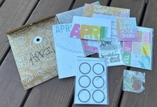 Ali Edwards abril (2023?) Kit de adesivos para scrapbook enfeites de estoque de cartões comprar usado  Enviando para Brazil
