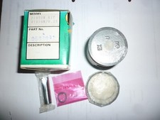 Honda piston set for sale  GRAYS