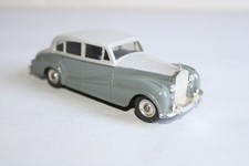 Dinky toys voiture d'occasion  Briare
