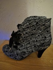 joe browns boots for sale joe browns boots for sale  BEDFORD