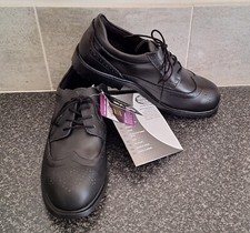 New shoes crews for sale  THORNTON-CLEVELEYS