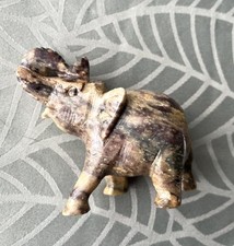éléphant sculpté pierre d'occasion  Limoges-