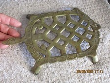 Plat laiton tortue d'occasion  Charnay-lès-Mâcon