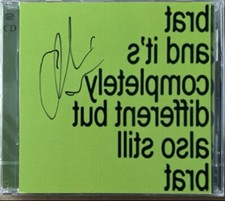 Charli XCX pirralho e é completamente diferente, mas também ainda pirralho cartão de CD assinado comprar usado  Enviando para Brazil