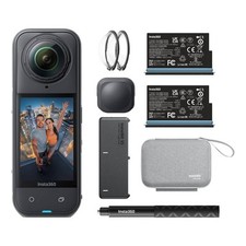 Insta360 essential bundle usato  Italia