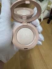 Iluminador raro beleza luz positiva toque sedoso ~ Ilumine novo, sem caixa 2,8 g comprar usado  Enviando para Brazil