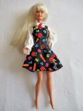 Barbie robe ecoliere d'occasion  Champcueil