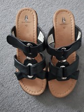 Damensandalen keilabsatz hush gebraucht kaufen  Hamburg