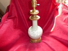 Lampe petrole porcelaine d'occasion  Sceaux