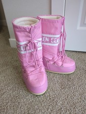 Moon boot pink d'occasion  Expédié en Belgium