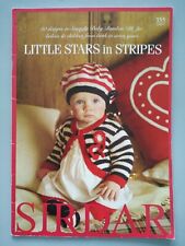 LITTLE STARS IN STRIPES, 20 designs de bebê, 8 dobras - Livro de padrões de tricô SIRDAR 355 comprar usado  Enviando para Brazil