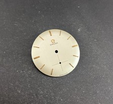 MOSTRADOR antigo original OMEGA prata fosca para calibre R17.8. Ca 1930’s/40’s comprar usado MOSTRADOR antigo original OMEGA prata fosca para calibre R17.8. Ca 1930’s/40’s comprar usado  Enviando para Brazil