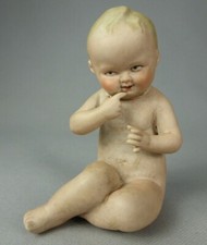 Figurine bebe assis d'occasion  Expédié en France