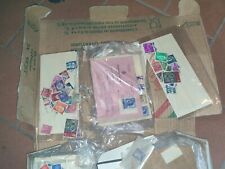 Francobolli vari scatolone usato  Firenze