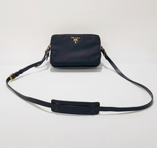 Prada sac croisé d'occasion  Expédié en France