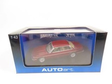 Autoart 53572 jaguar for sale  SKIPTON