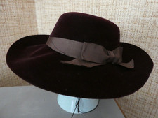 Ancien chapeau feutre d'occasion  Riorges