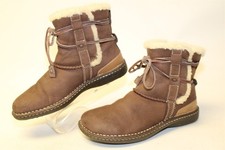 Botas mocassim femininas UGG La Jolla EUA 8 EUR 39 marrom couro de carneiro 5587 comprar usado Botas mocassim femininas UGG La Jolla EUA 8 EUR 39 marrom couro de carneiro 5587 comprar usado  Enviando para Brazil