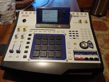 Akai mpc 4000 for sale  Hempstead