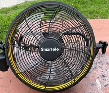 Ventilador de piso industrial de metal de alta velocidade 12" 30 horas ventilador operado por bateria em perfeito estado comprar usado  Enviando para Brazil
