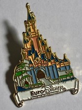 Insigne pins disney d'occasion  Paris XV