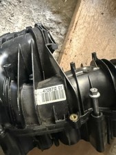 Collettore aspirazione bmw usato  Laurenzana
