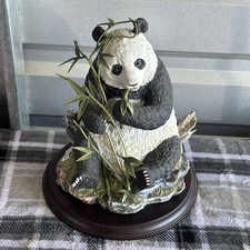 The Imperial Panda Maruri edição limitada porcelana fina e bronze MS-300 - Rachadura comprar usado The Imperial Panda Maruri edição limitada porcelana fina e bronze MS-300 - Rachadura comprar usado  Enviando para Brazil