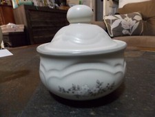 Pfaltzgraff heirloom retired for sale  Hubert