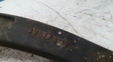 Triangle droit peugeot d'occasion  Sens