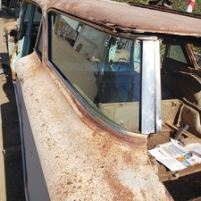 Oldsmobile quarter window for sale  Cass City