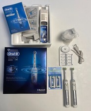Coppia spazzolini elettrici usato  Tavernole sul Mella