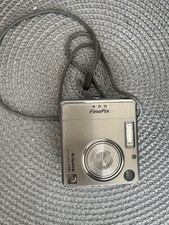 Fujifilm finepix f420 usato  Spedire a Italy
